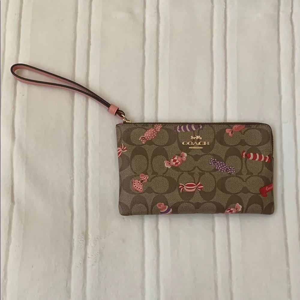 Coach signature coated